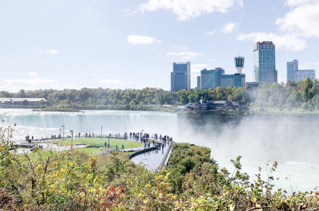 A day in Niagara Falls, New York | Ruff and Renew